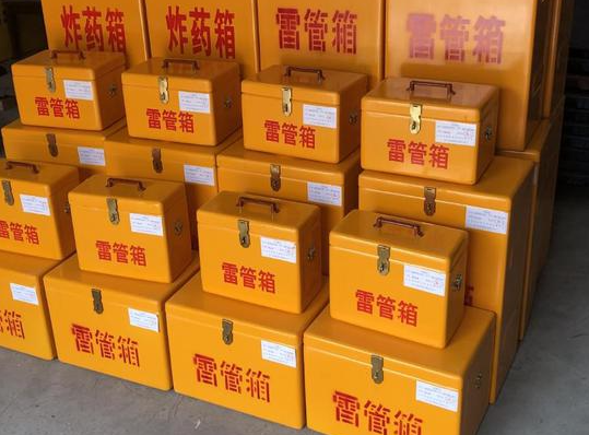 宁乡玻璃钢雷管箱的使用寿命一般是多少？
